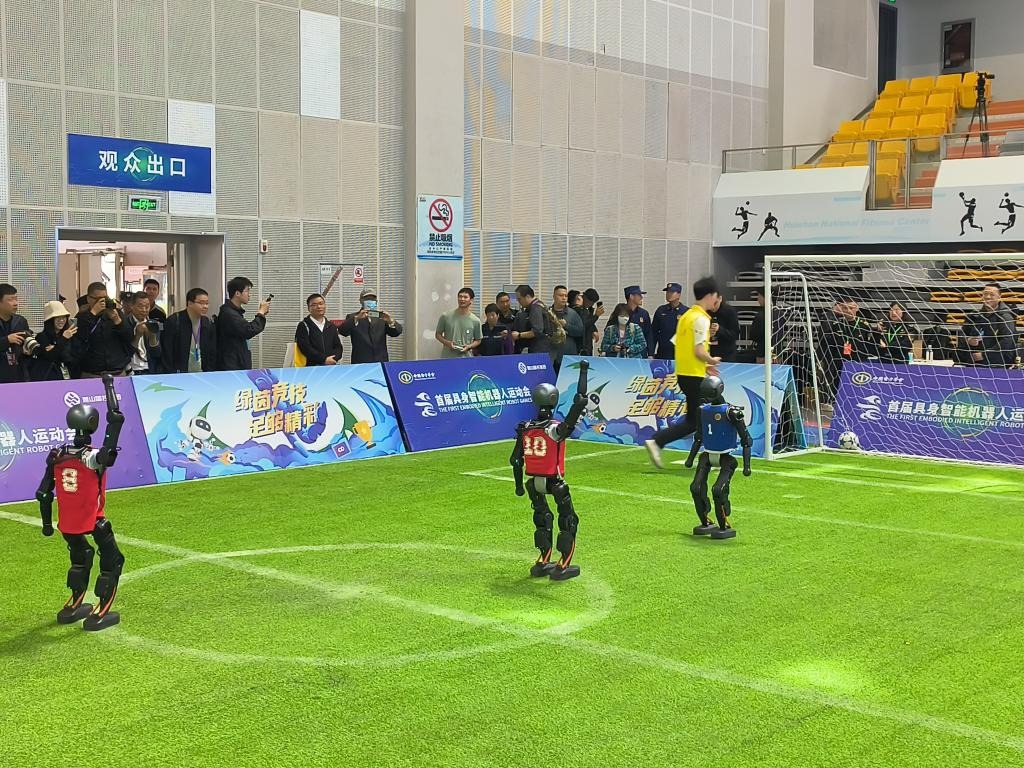 为什么百家乐的“庄闲对决”能让某些人产生掌控命运的幻觉？（百家乐的“庄闲对决”为何让人产生掌控命运的错觉？）