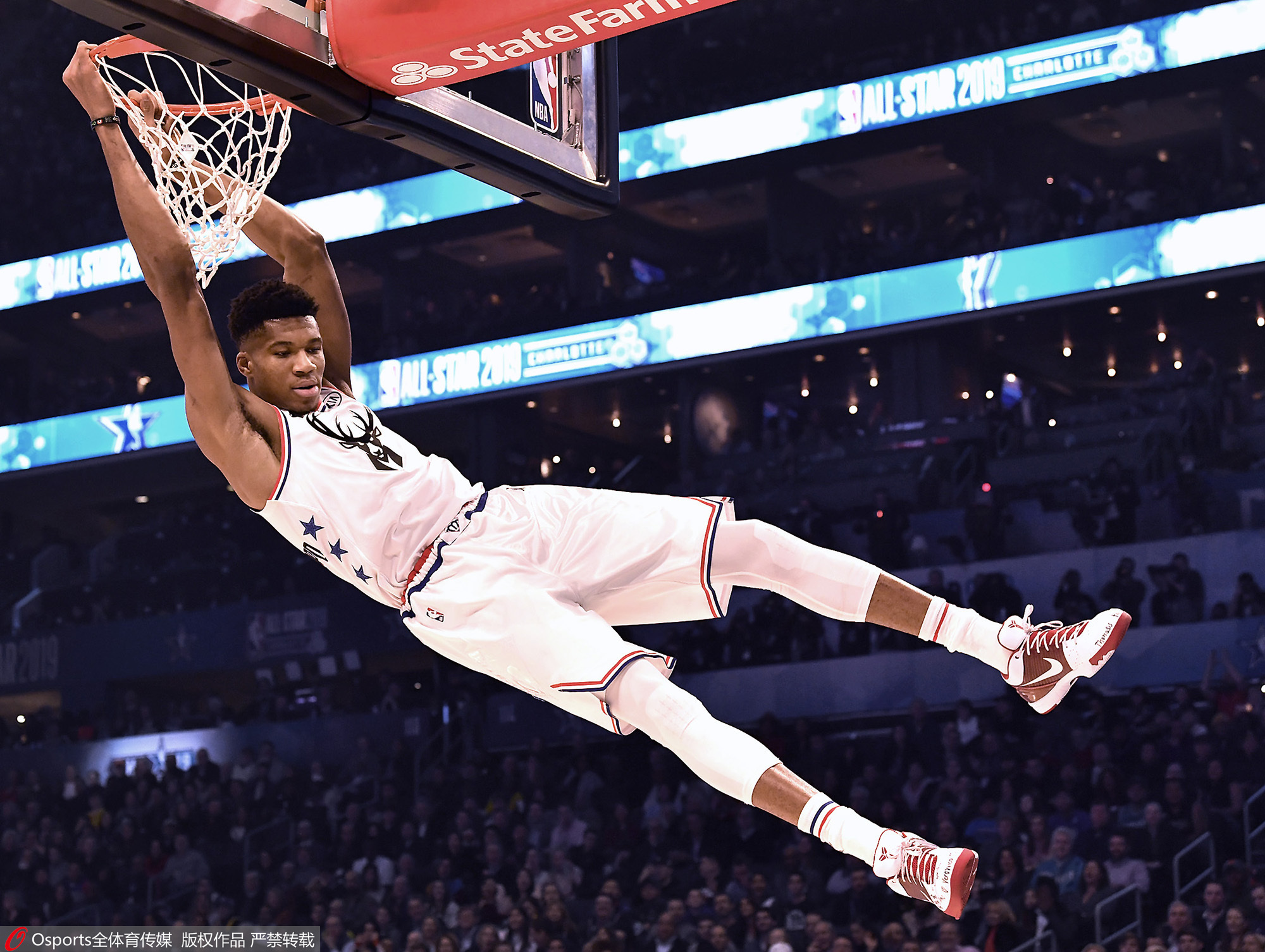 聚焦